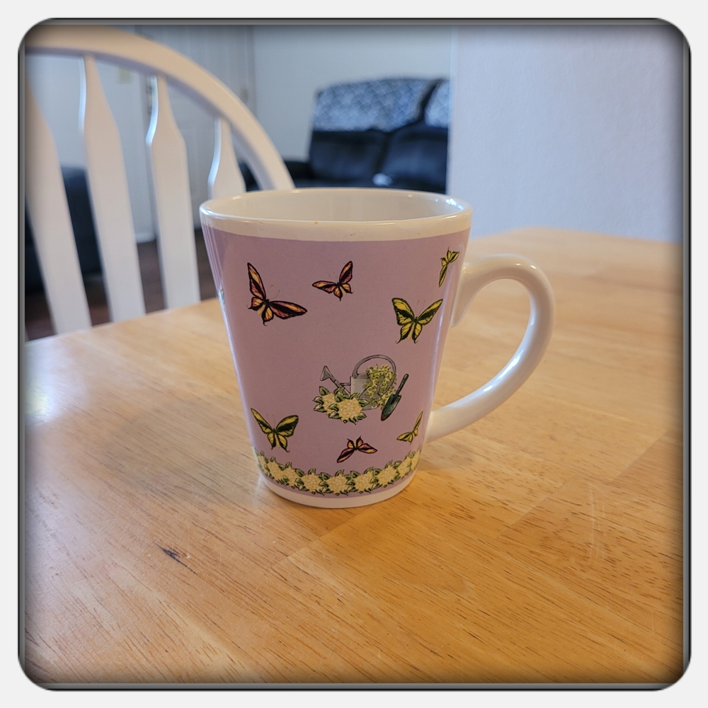 EUC Purple Butterfly Mug